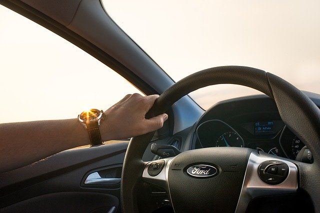 Bez autoškoly řidičské oprávnění nezískáte